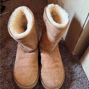UGG Women's Shearling-Lined Boot - Natural/Tan